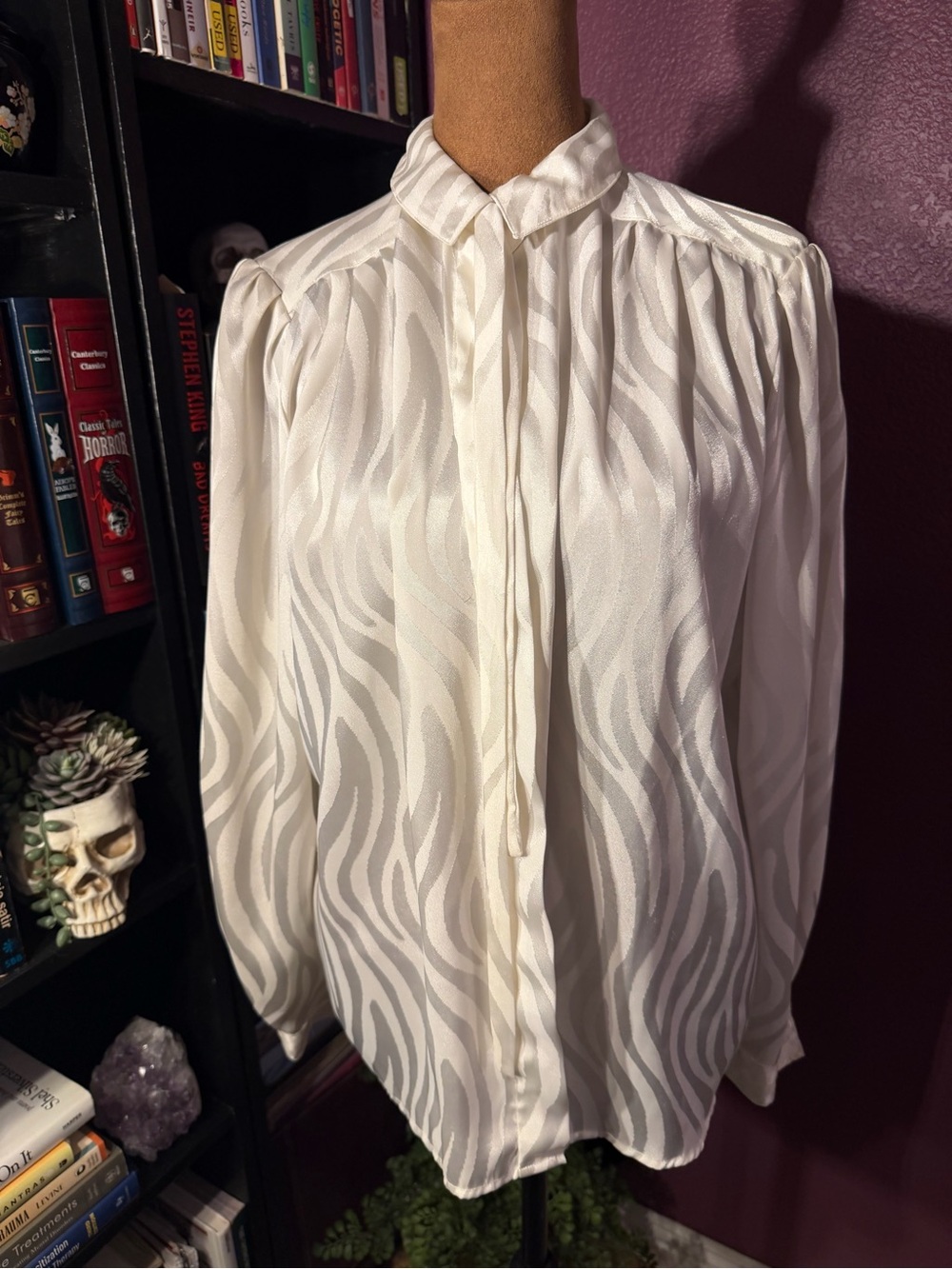 Vintage 80s White satiny Zebra-Stripe Tie-Neck Blouse - Women